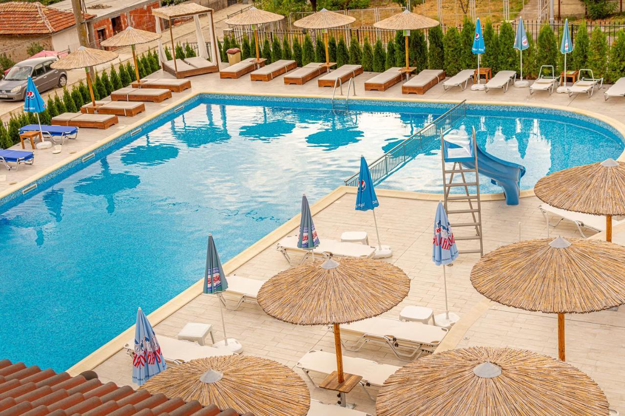 Eco Hotel Momata Kolarovo Extérieur photo