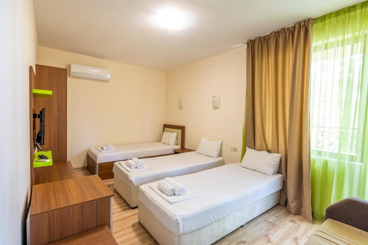Eco Hotel Momata Kolarovo Extérieur photo