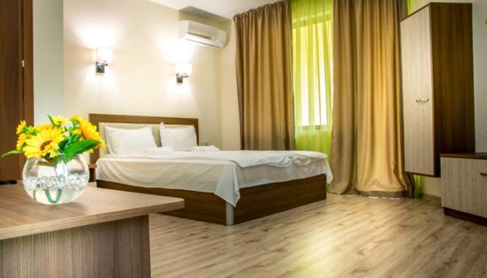 Eco Hotel Momata Kolarovo Extérieur photo